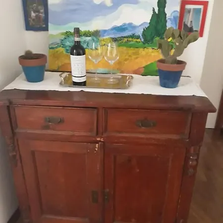 La Giara Apartment *